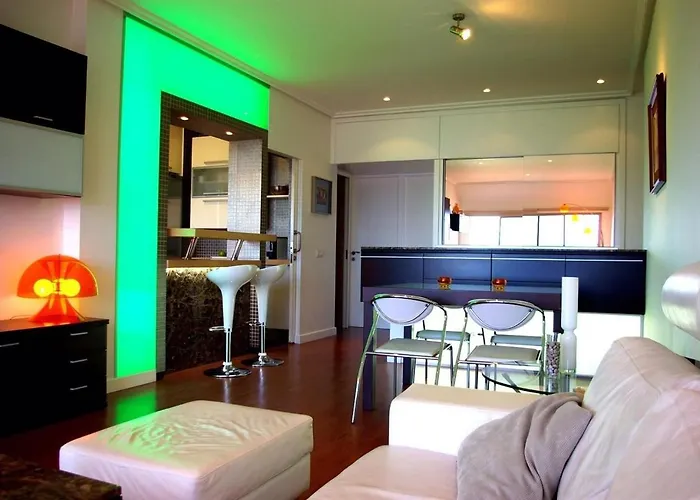 Fabulous Canteras First Beachfront Апартаменти *