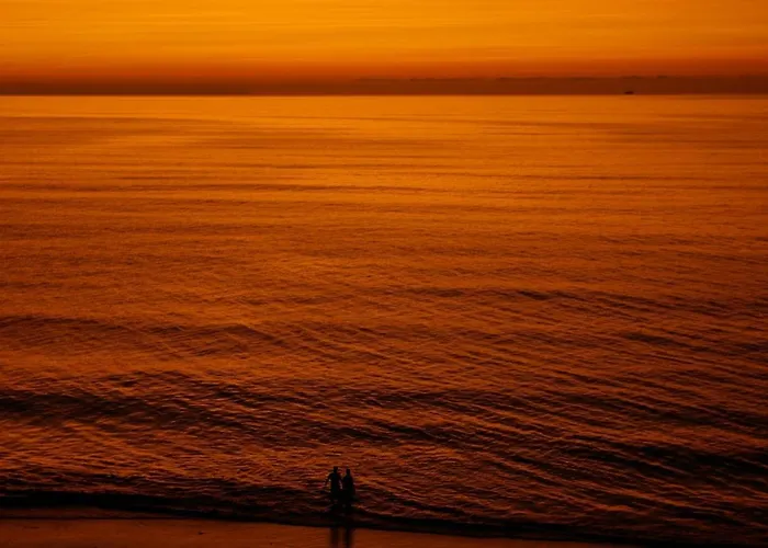 Fabulous Canteras First Beachfront Апартаменти